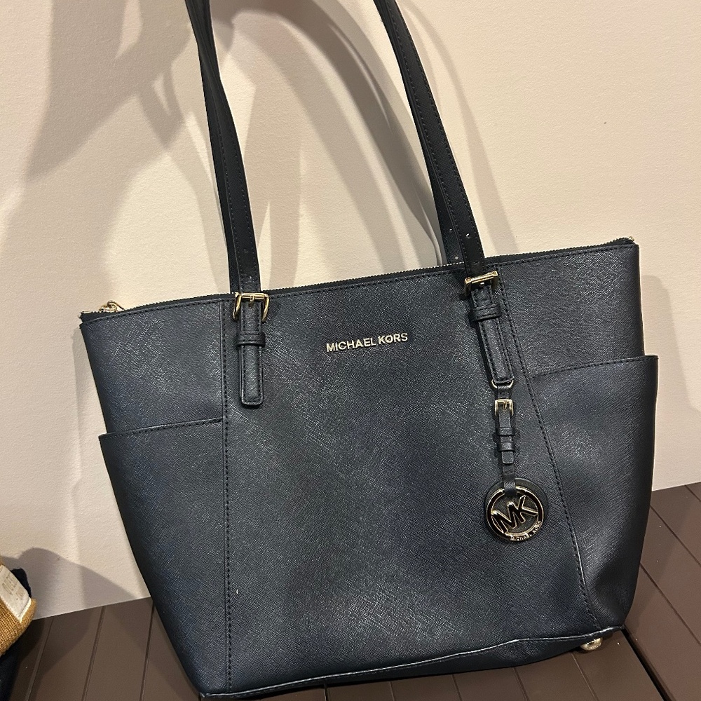 Michael Kors Tote